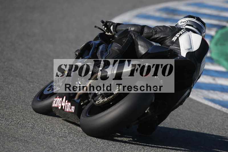 /Archiv-2024/02 29.01.-02.02.2024 Moto Center Thun Jerez/Gruppe blau-blue/backside